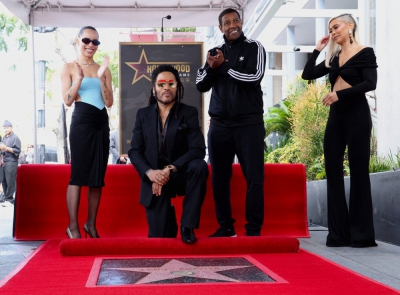 Lenny_Kravitz_Honored_with_Star_on_The_Hollywood_Walk_of_Fame_283929.jpg